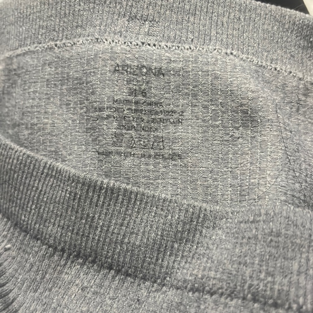 size small - Picture 2 of 2
